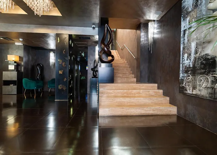 Divina Luxury