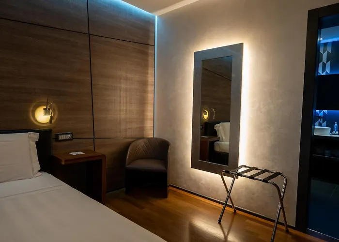 Divina Luxury 4*