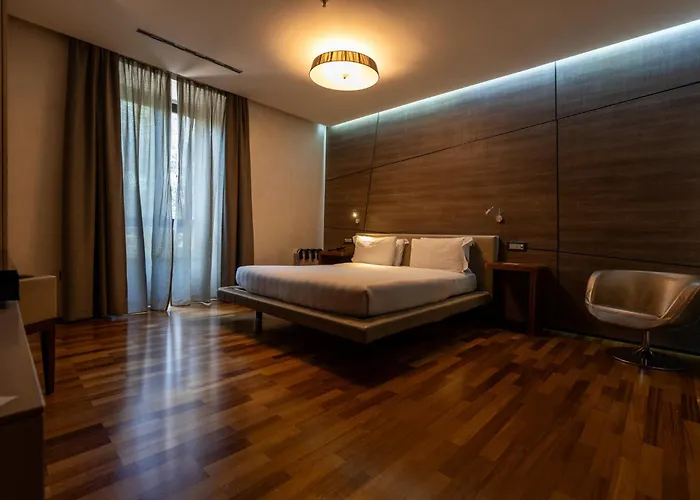 Divina Luxury 4*